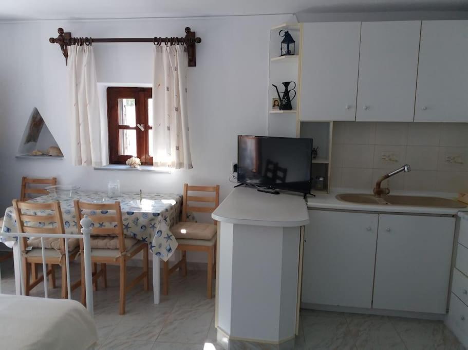 Grandpa Simos' Traditional Guest House Άγιος Ρομανός Εξωτερικό φωτογραφία