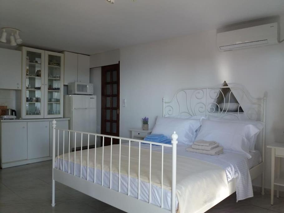 Grandpa Simos' Traditional Guest House Άγιος Ρομανός Εξωτερικό φωτογραφία